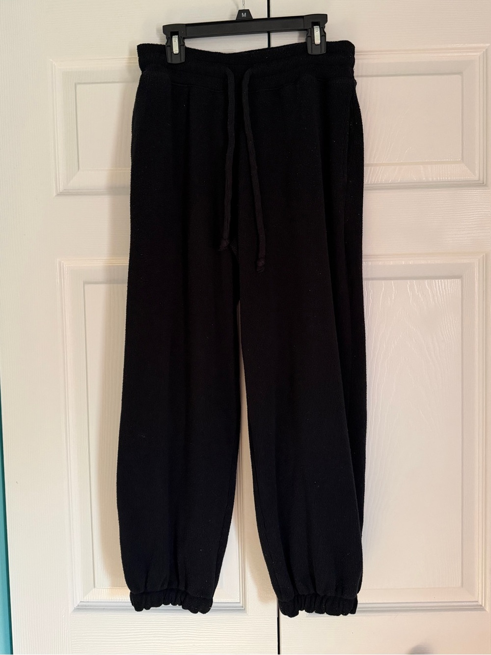 Gilly Hicks Women’s Black Knit Drawstring Sweatpants